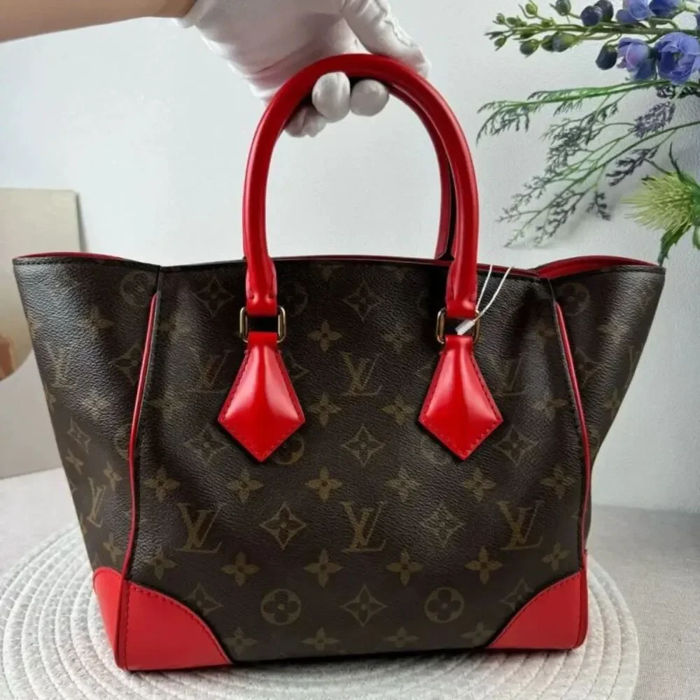 Louis Vuitton Women Pre-Loved Bag Very Good Condition